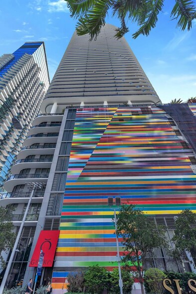 Building Photo - 801 S Miami Ave