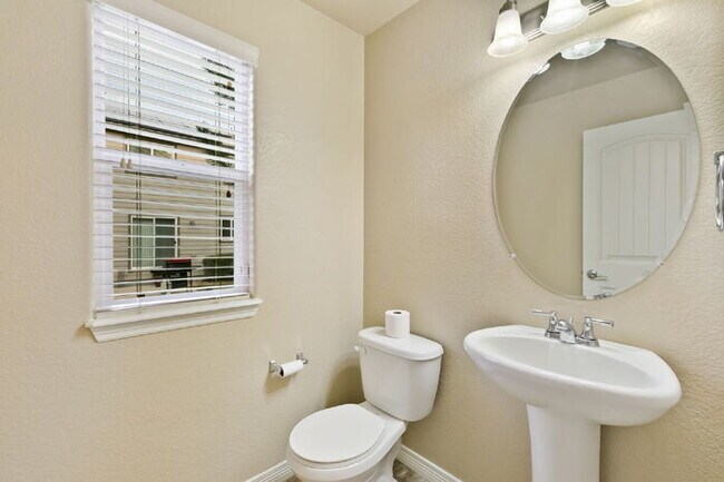 Building Photo - Minutes from Fort Carson & Peterson! Spaci...