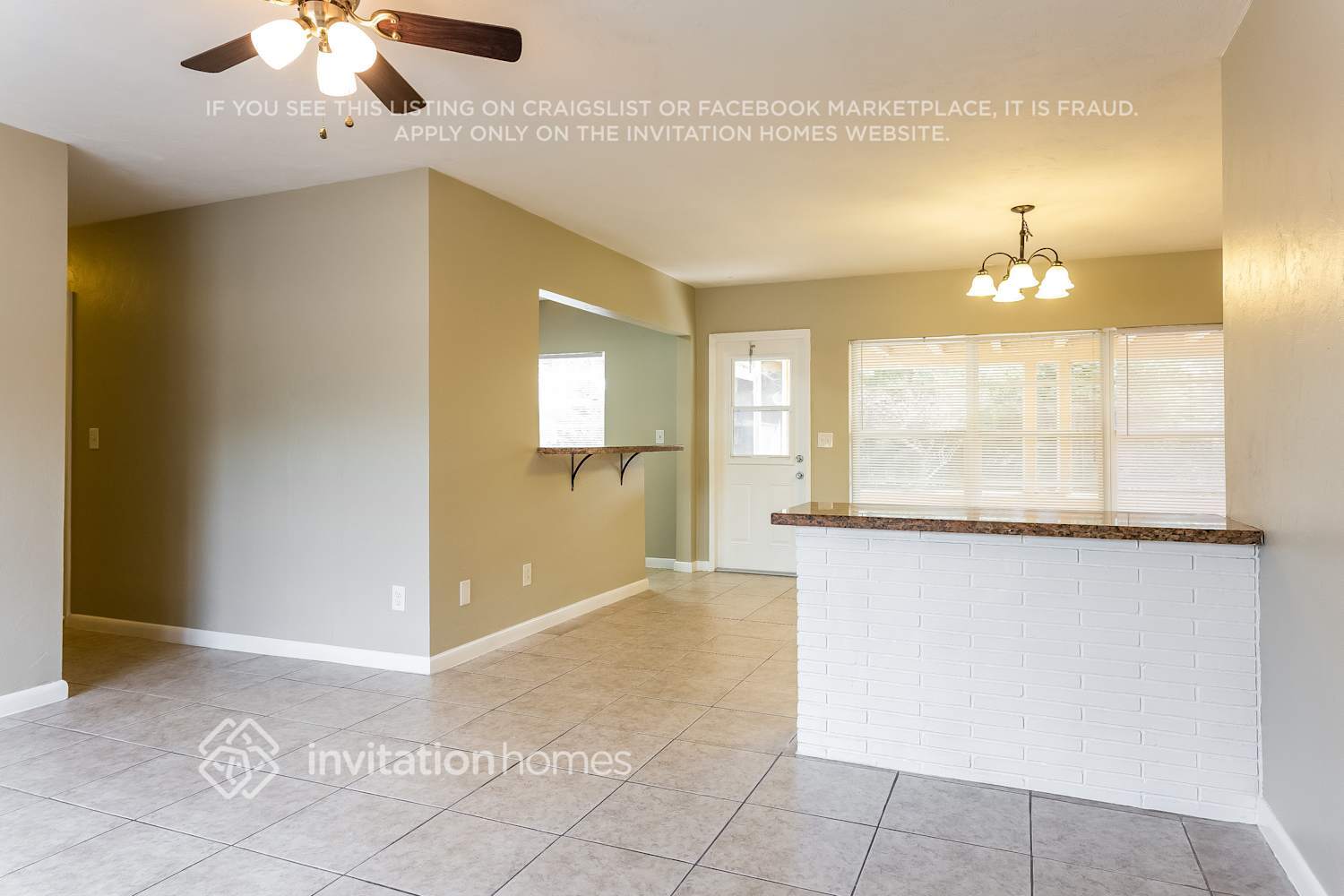 Building Photo - 457 E Melrose Cir