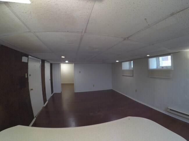 Building Photo - 5439 Baywood St