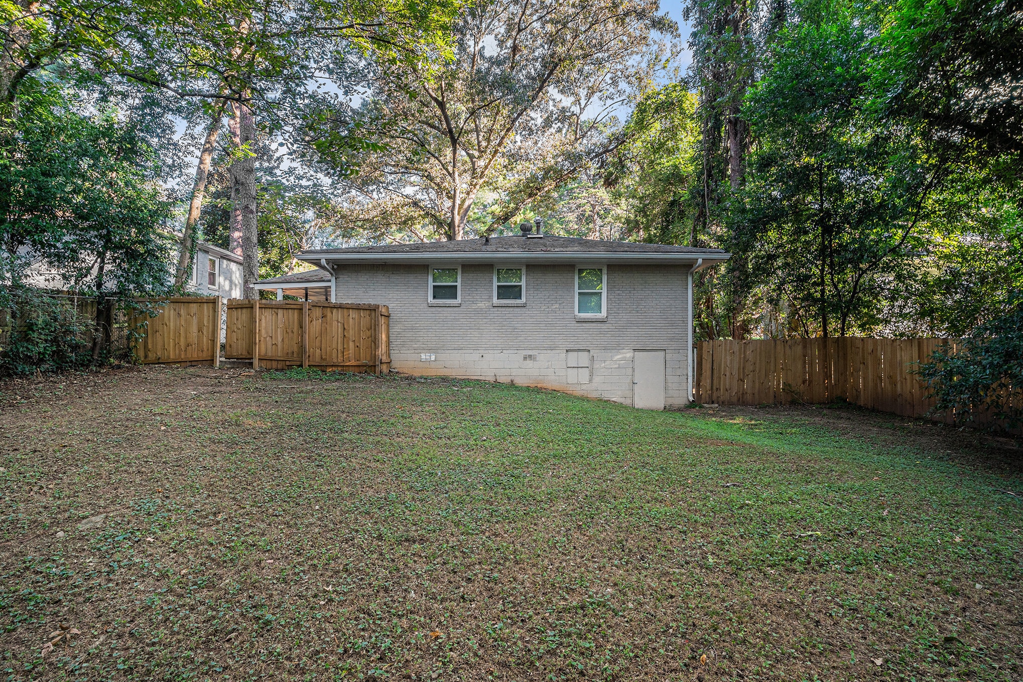 Building Photo - 2519 Brentwood Rd