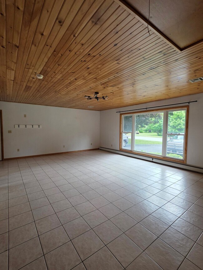 Building Photo - 151 Huston Ave
