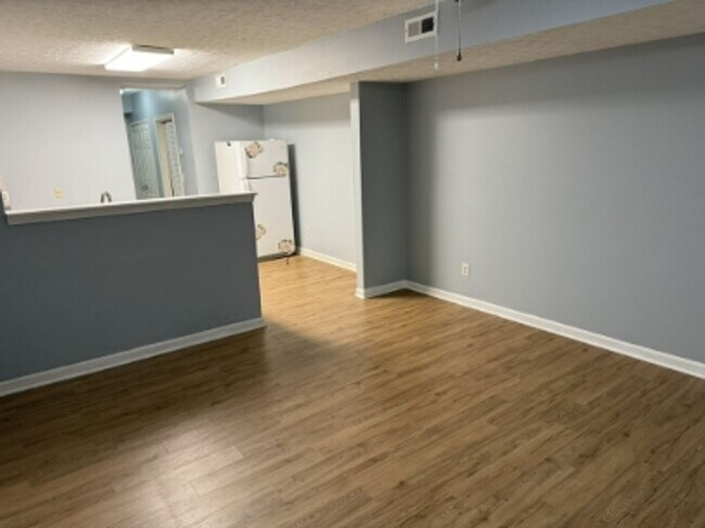 Building Photo - Market1612w (TF)
