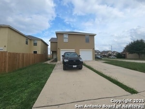 Building Photo - 10527 Hunters Pond