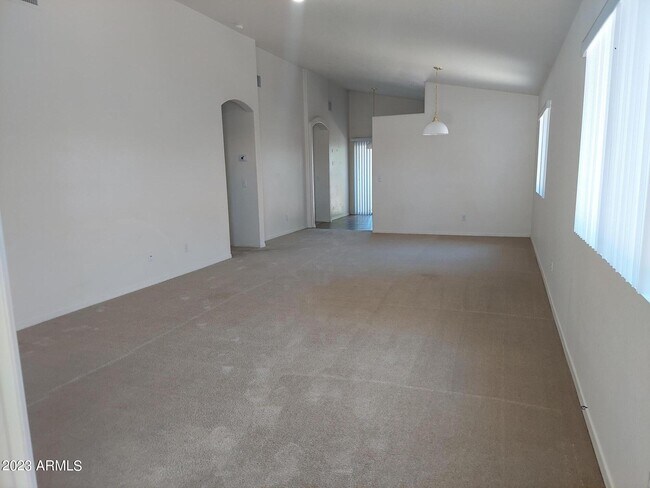Building Photo - 5445 Los Capanos Dr