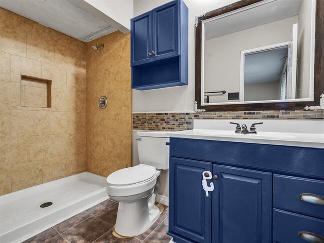 Building Photo - 17323 Glenpatti Dr