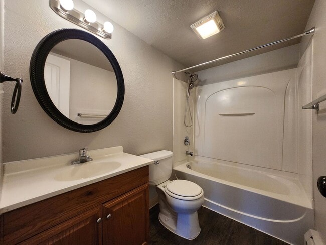 Building Photo - 4615 Picturesque Ct