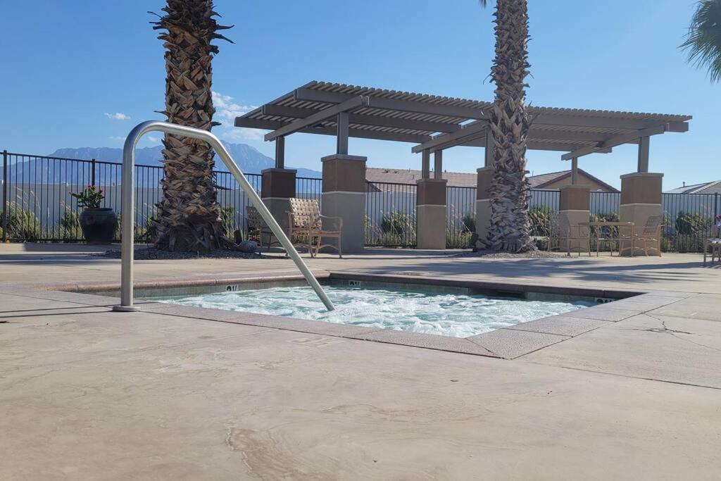 Building Photo - 11599 Kitetail Dr