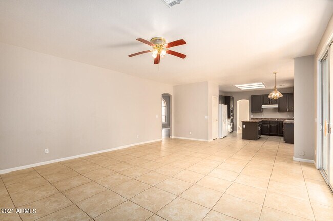 Building Photo - 4551 E Desert Trumpet Rd