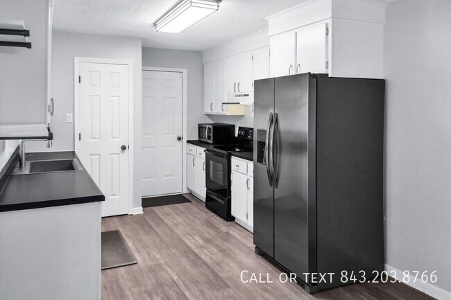 Building Photo - 227 Jean Wells Dr