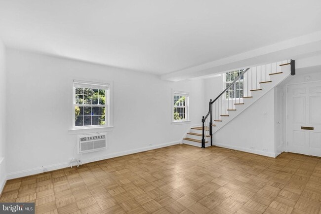 Building Photo - 1637 Preston Rd