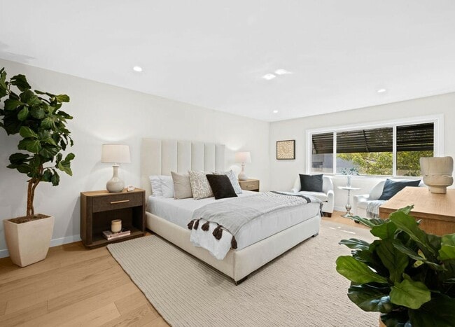 Building Photo - 1388 Ala Moana Blvd