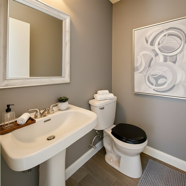 Building Photo - Modern Comfort in Apple Valley | 2BR Townhome for $1,995!