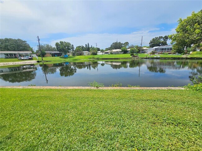 Building Photo - 672 Gershwin Dr