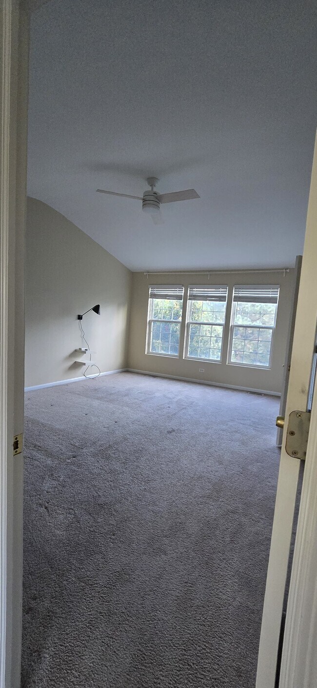 Building Photo - 2986 Peachtree Cir