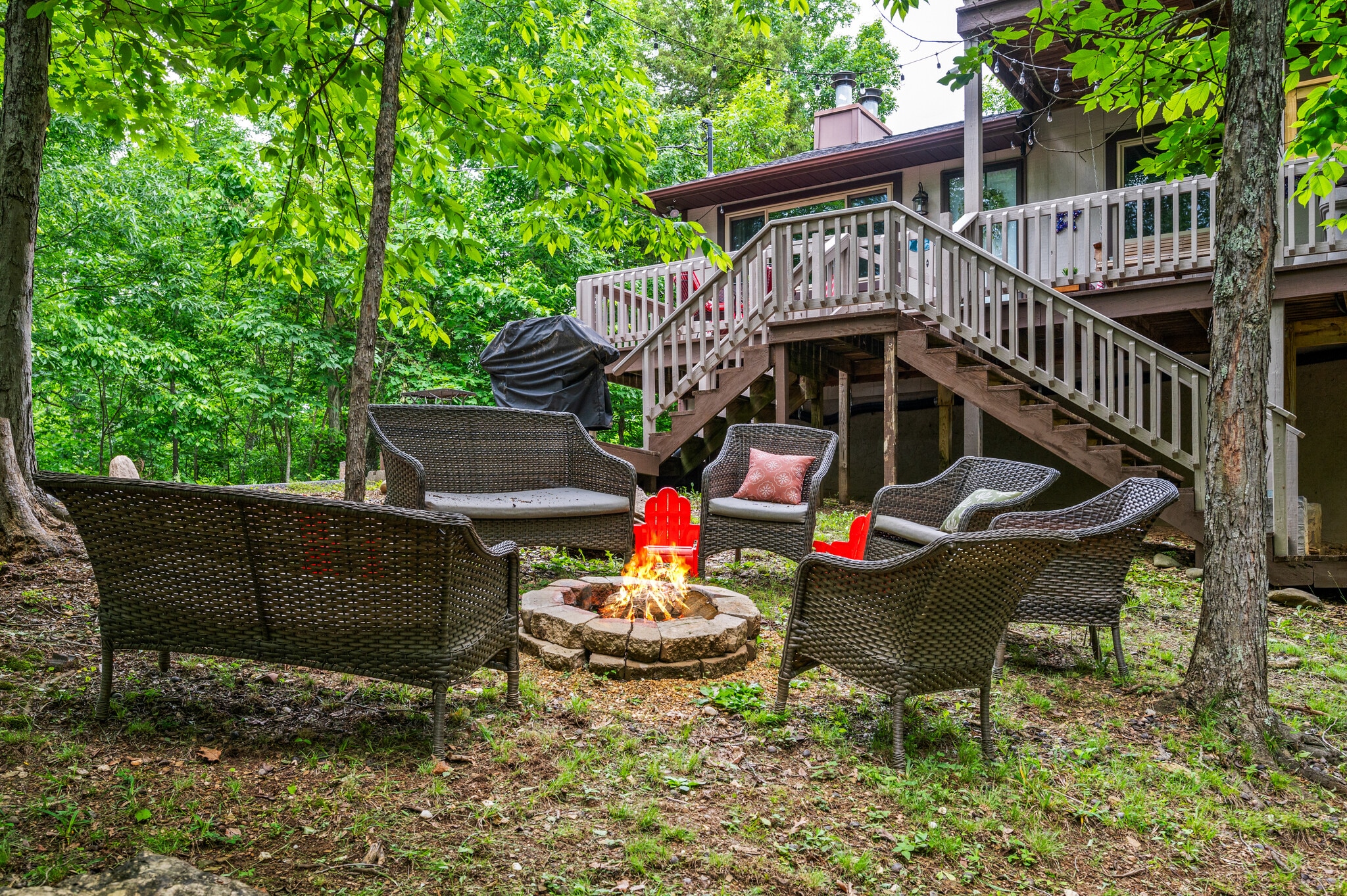 Building Photo - 930 Hideaway Hills Cir