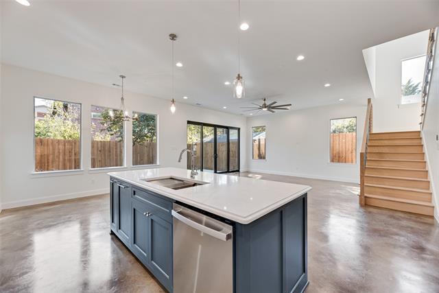 Building Photo - 4404 Rusk Ave