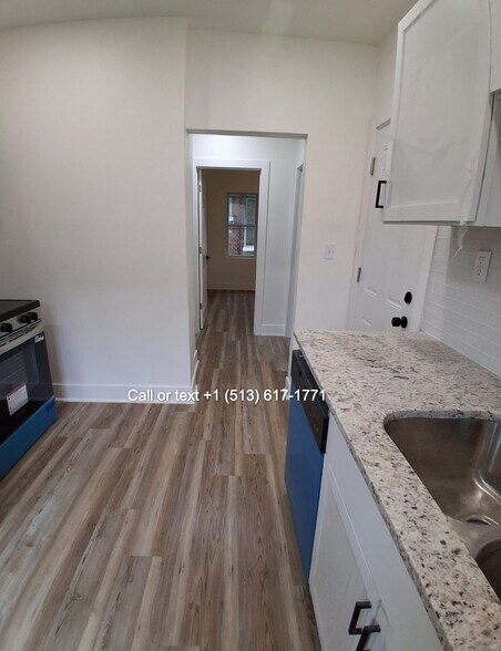Building Photo - 3420 Woodburn Ave