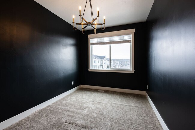 Building Photo - BEAUTIFUL 3 BED 2.5 BATH TOWNHOME IN SUGAR CITY