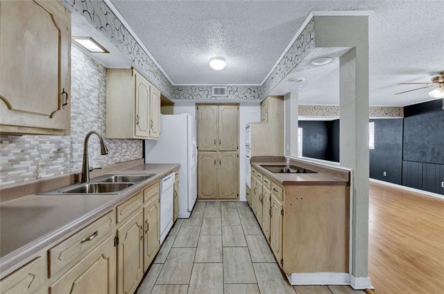 Building Photo - 5426 Winton St