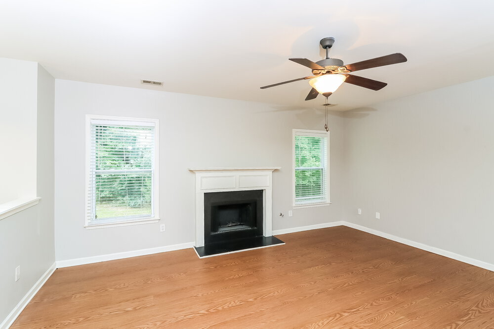 Building Photo - 4173 Kenwood Trail