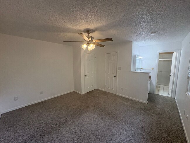 Building Photo - 939 49th Ave Pl