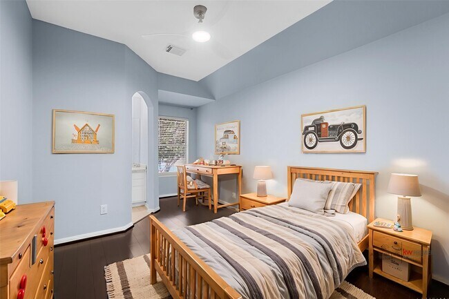 Building Photo - 21802 Canton Pass Ln