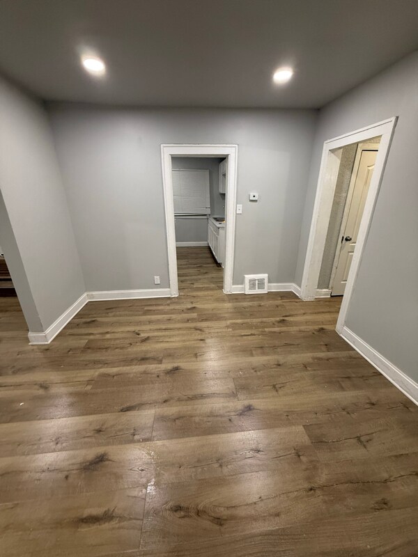 Building Photo - 15895 Kentucky St