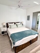 Building Photo - 328 S Pickering Way