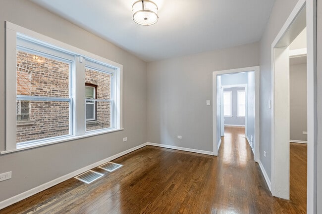 Building Photo - 1721 N Meade Ave