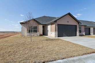 Building Photo - 10424 Tierra Santa Dr