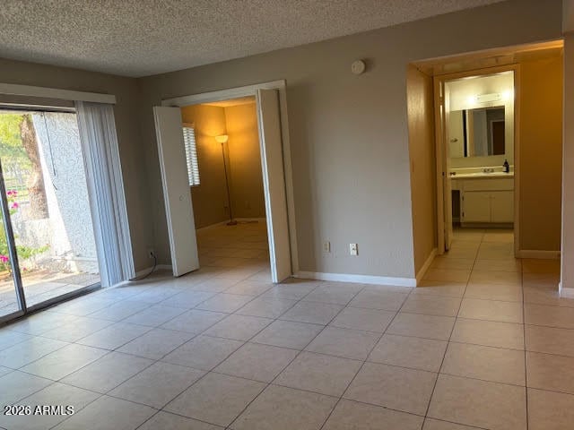 Building Photo - 4444 E Paradise Village Pkwy N