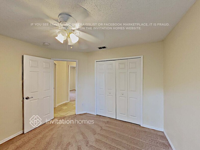 Building Photo - 2113 Fish Eagle St