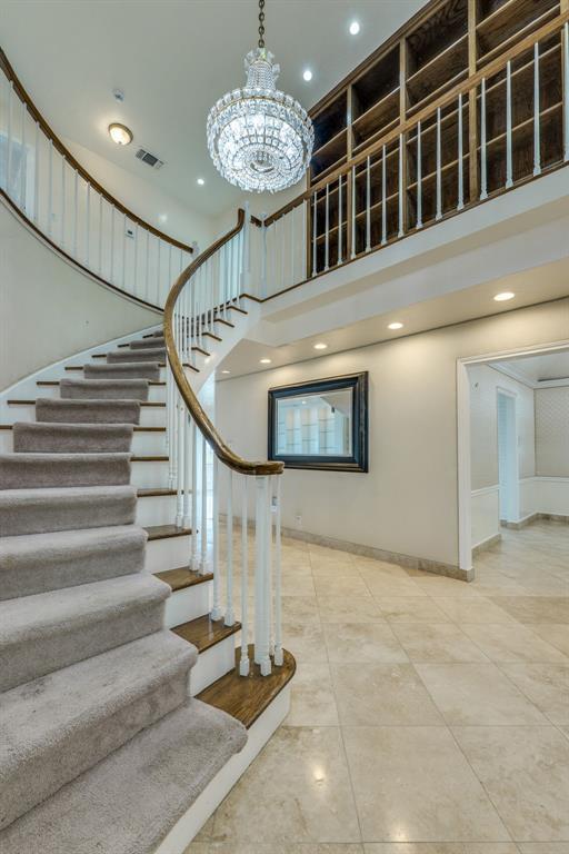 Building Photo - 6800 Falcata Cove