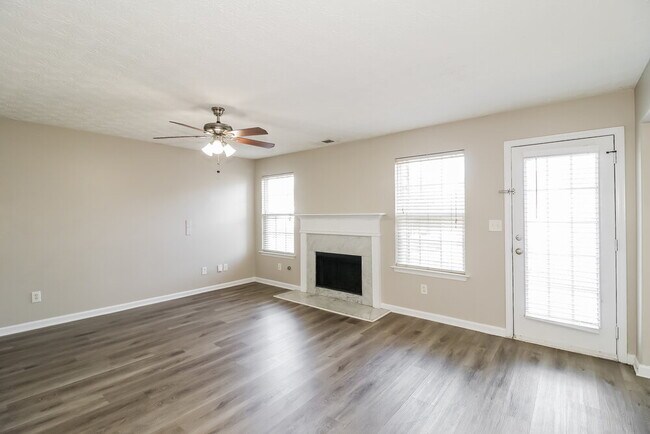 Building Photo - 780 Mesa Rd