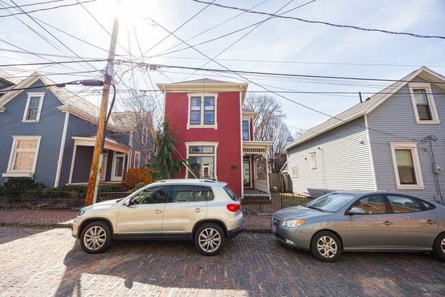 Building Photo - 357 Jackson St