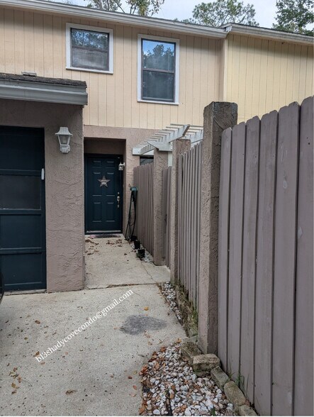 Building Photo - 5568 La Moya Ave