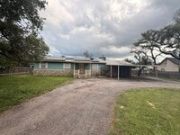 Building Photo - 9132 Sailfish Dr
