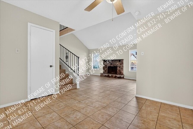 Building Photo - 2031 Towngate Dr