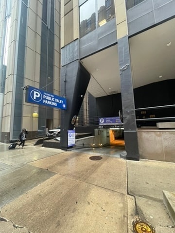 Building Photo - 233 E Erie St