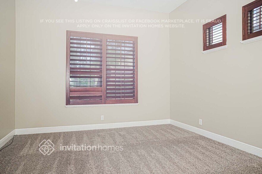 Building Photo - 6270 Parmeron Ln