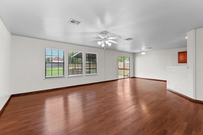 Building Photo - 5508 Tabby Cove