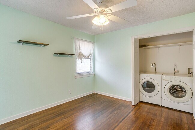 Building Photo - Well maintained 3 bedroom home in 76107