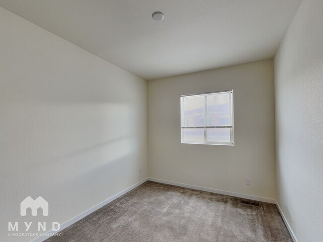 Building Photo - 887 E 98th Ave