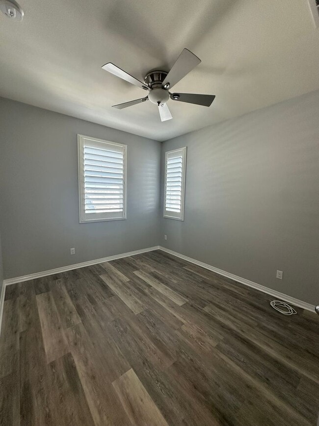 Building Photo - BAYSIDE LANDING - Available Now! 3-story t...