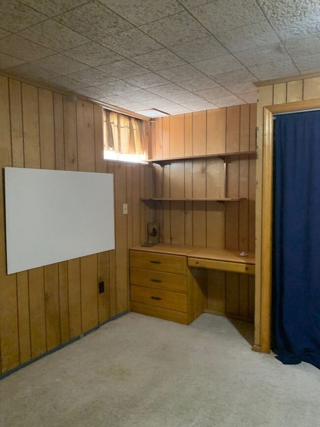 Building Photo - 924 McBryde Ln