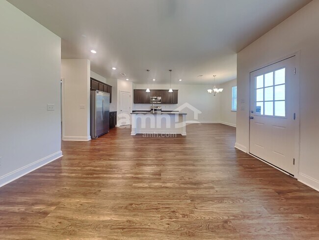 Building Photo - 309 Azore Way