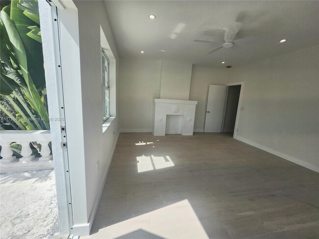 Building Photo - 1507 Meridian Ave