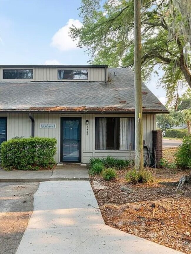 Building Photo - 3468 NW 37th Ave