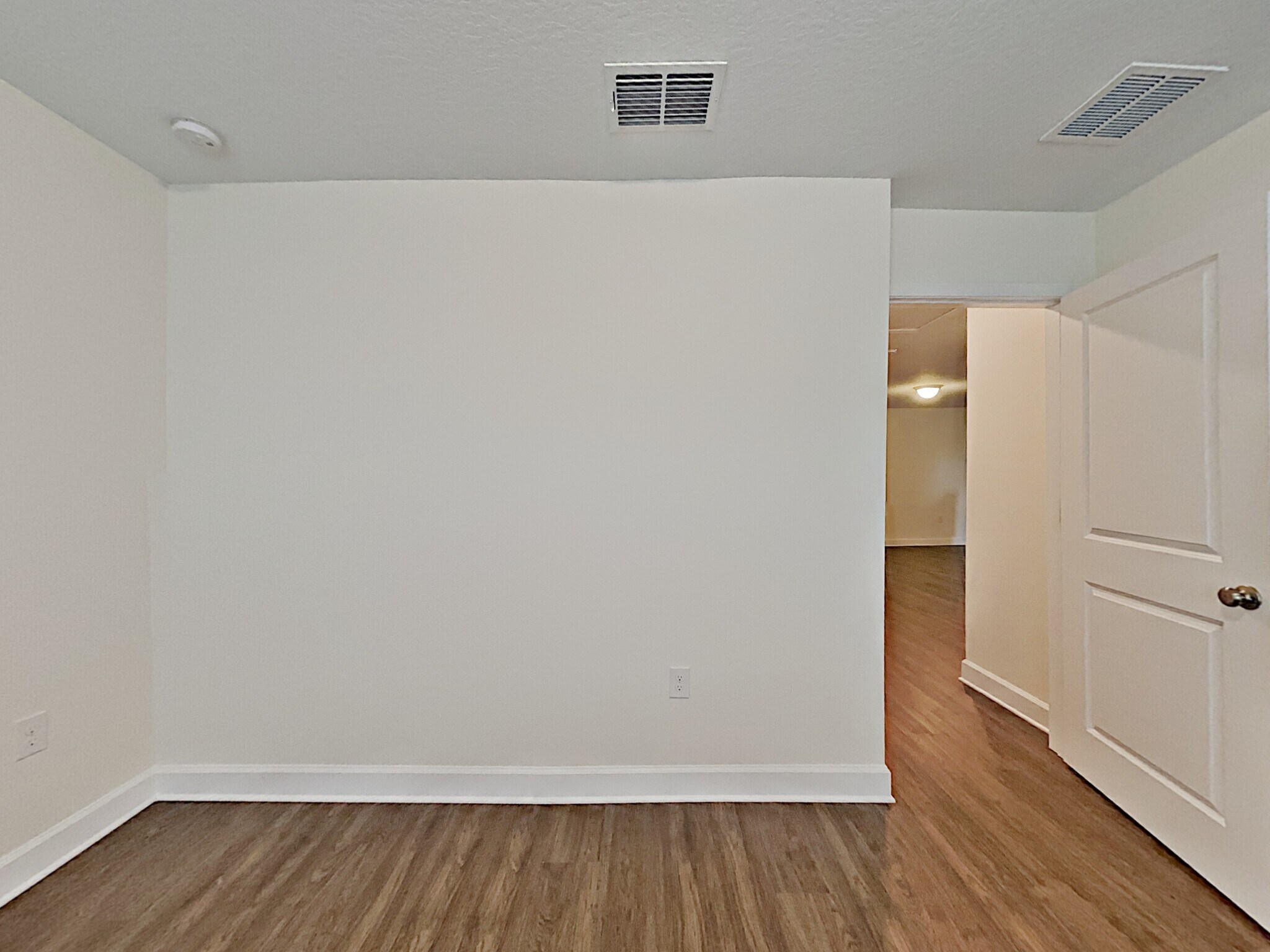 Building Photo - 5642 Oesterle Rd